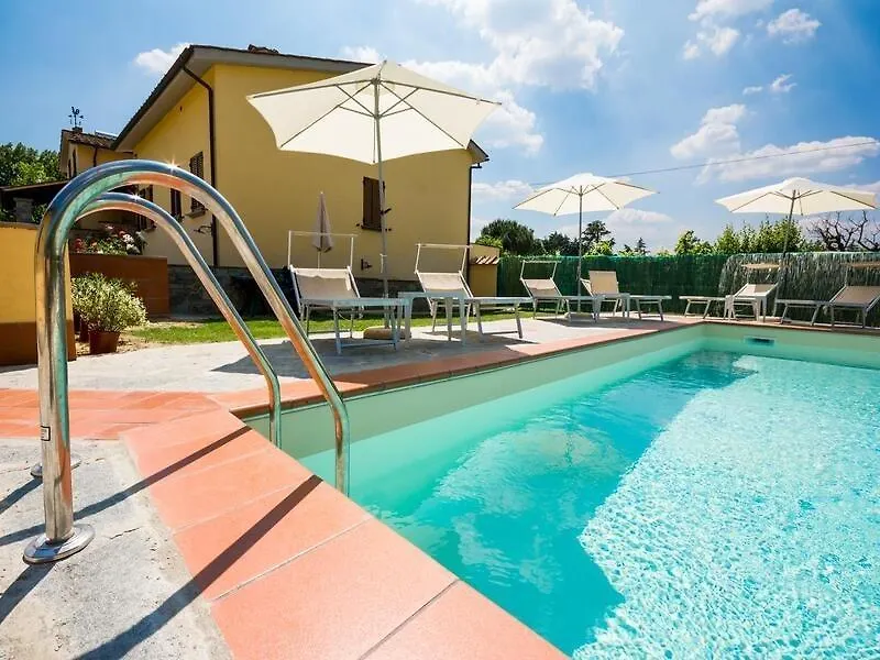 B And B Maesta Di Cudino Arezzo 2*,  Italy